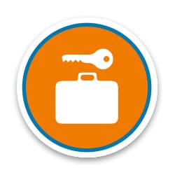 Symbol eines Schließfachs mit einem Schlüssel und einem Koffer auf orangefarbenem Hintergrund.